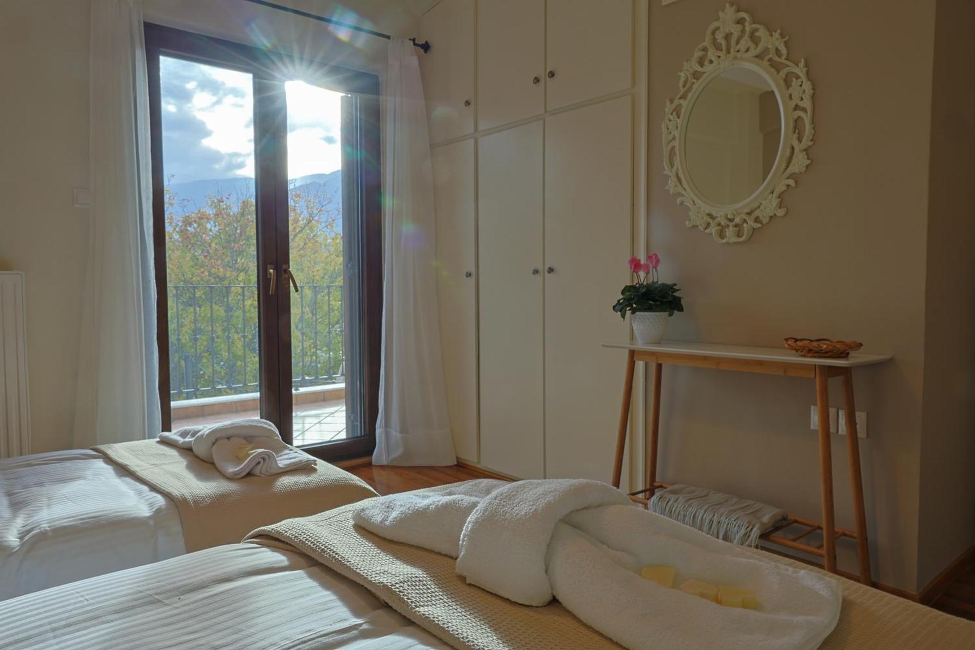 Οlives And Vines All Seasons Villa リトコロン エクステリア 写真